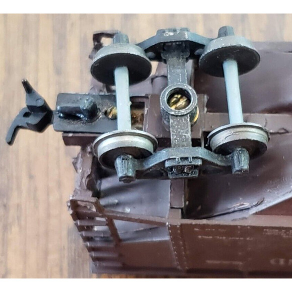 HO Scale 2 Bay Brown Hopper Rock Island RI #89502 - Picture 8 of 9